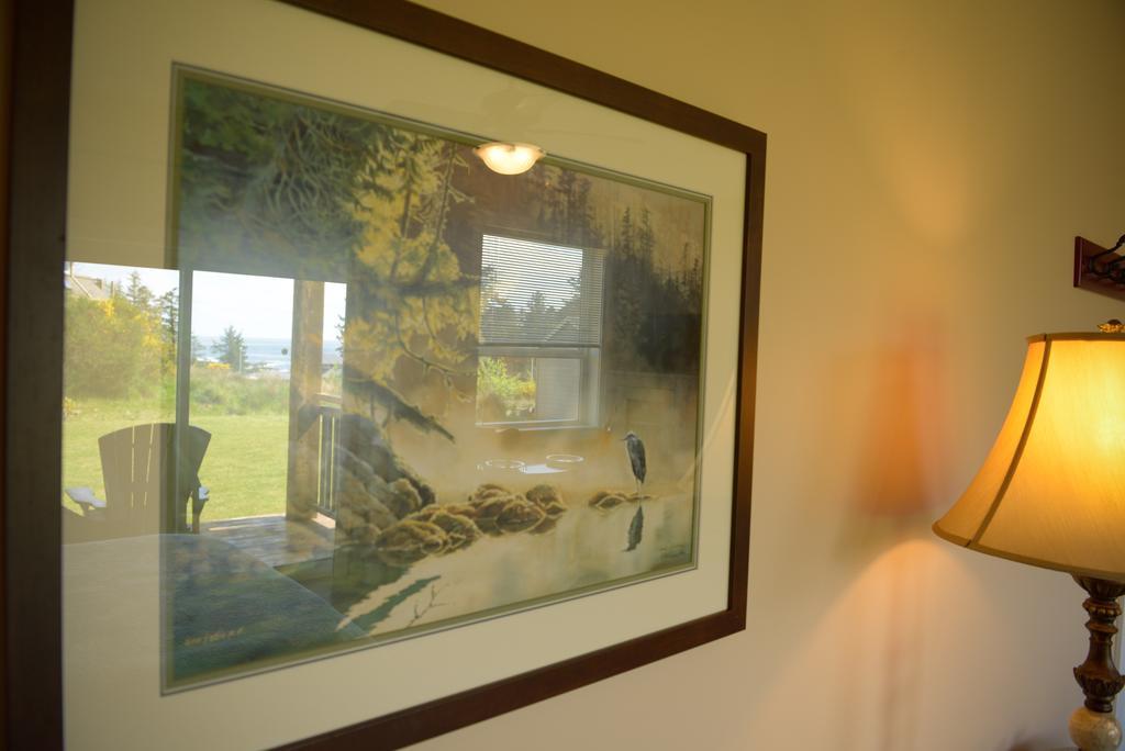 Ocean Mist Guesthouse Ucluelet Pokoj fotografie